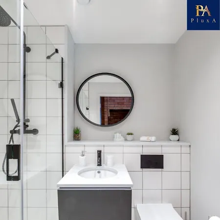 Apartment Pluxa Terracotta 2 Bedroom With Car Park